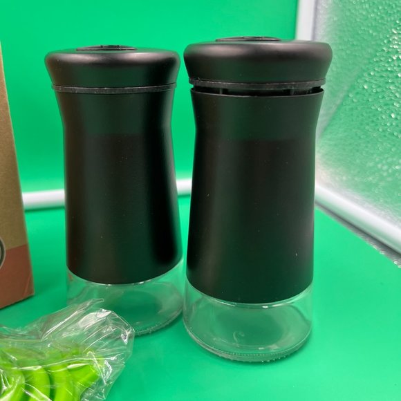 Salt & Pepper Glass Shaker Set Farmhouse BLACK Adjustable Pouring Holes - Picture 4 of 5